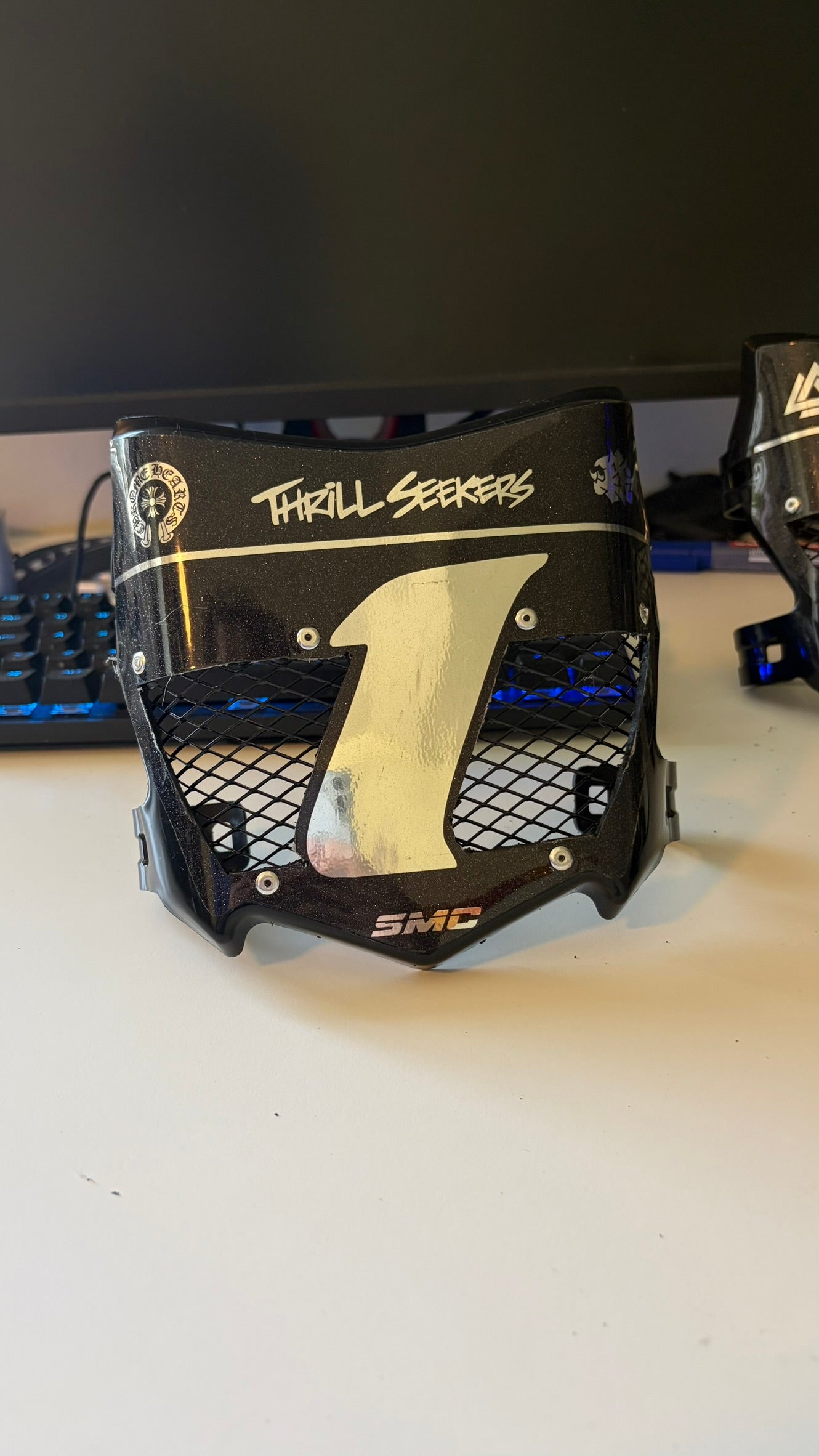 Motocutz vented plate 1of1